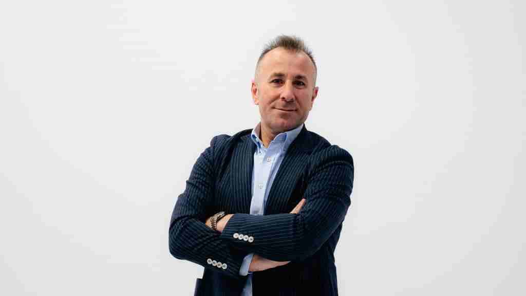 Ardeşen Belediye Başkanlığı için Ayhan Önkibar’ın ismi ağırlık kazandı !