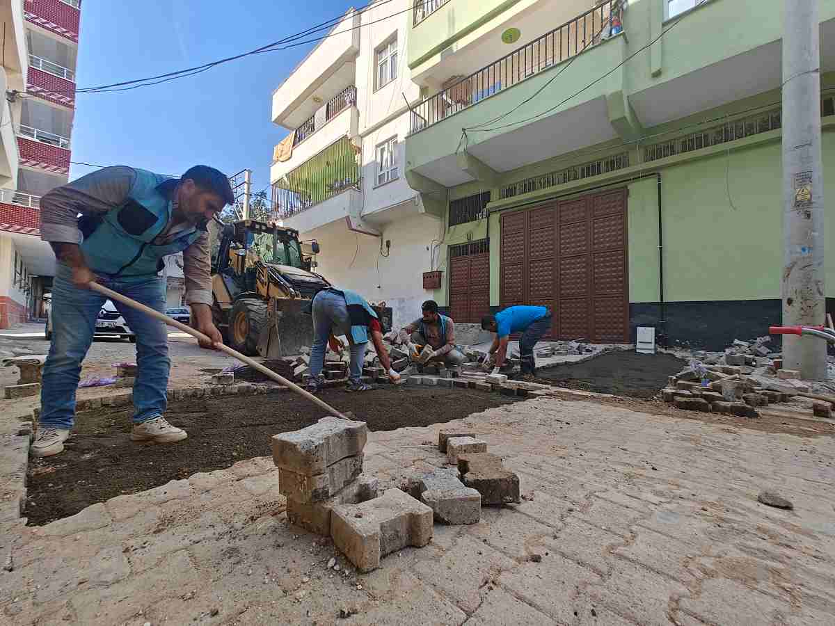 Eyyübiye'de dokuz mahallede sokak yenileme çalışması yapılıyor