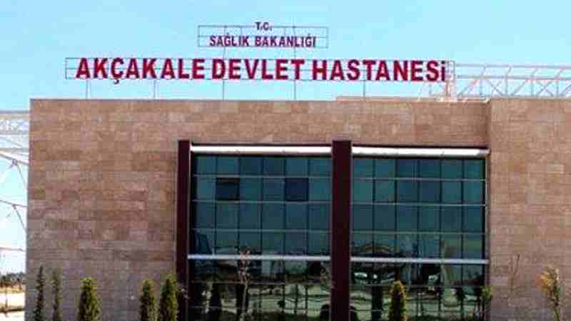 Bir sağlıkçı daha darp edildi