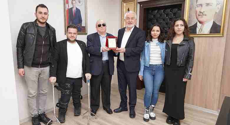 "Başkanımızın her zaman yanında olmaya devam edeceğiz"