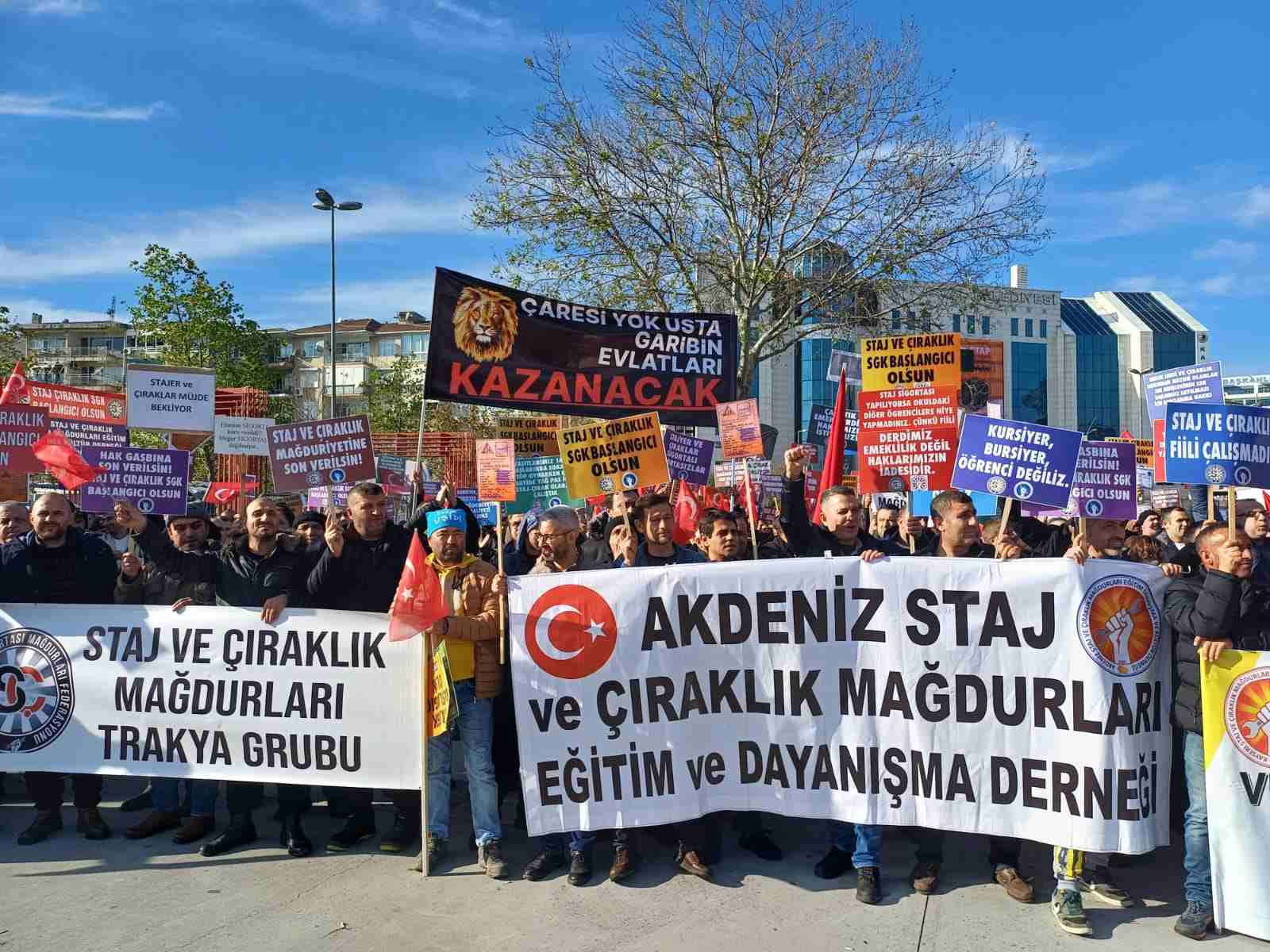 Staj ve çıraklık mağdurları Büyük İstanbul Mitinginde buluştu