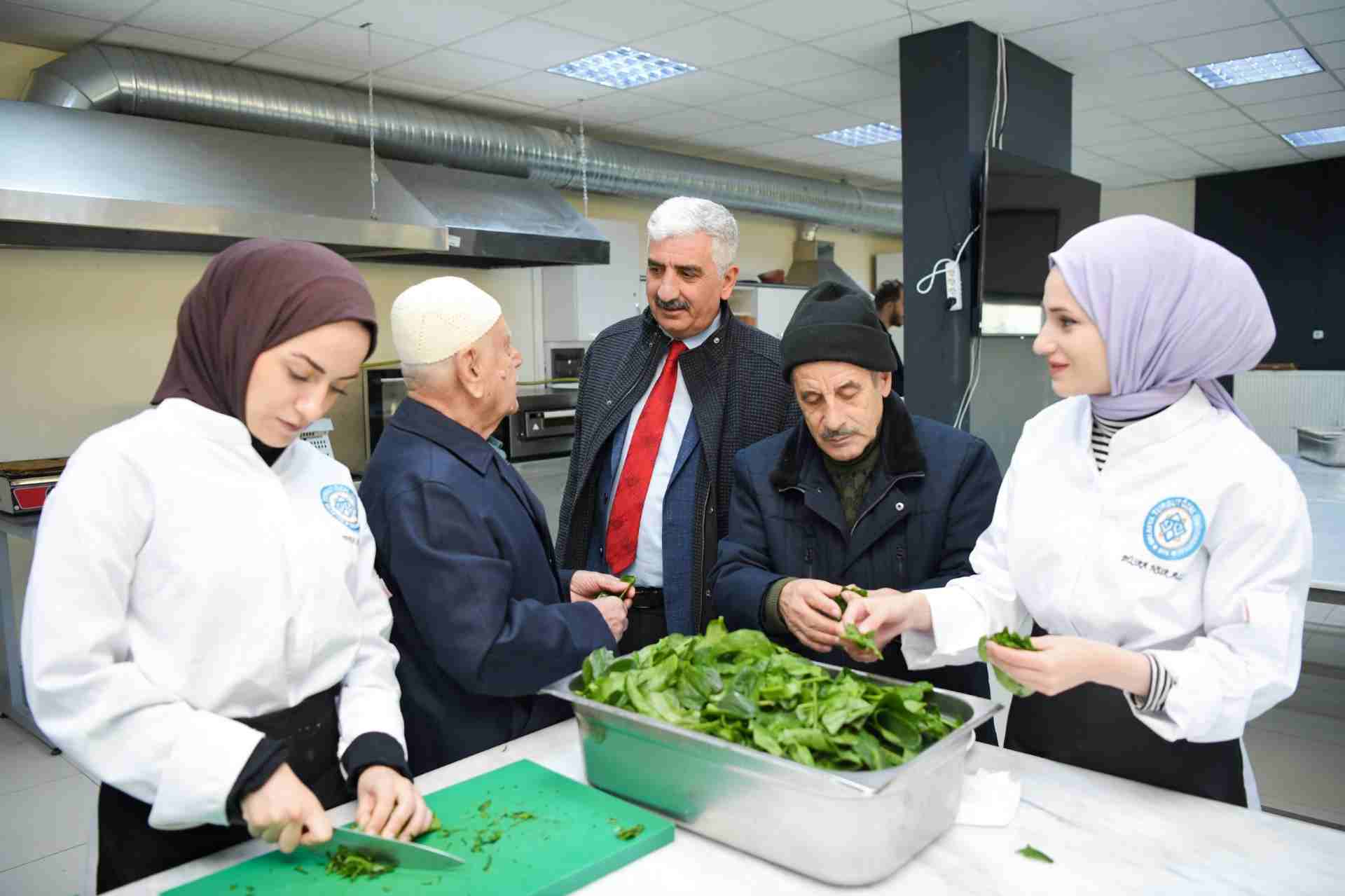 "Lezzetli Miraslar Fastfood Karşısında Kuşaklar Arası Dayanışma"