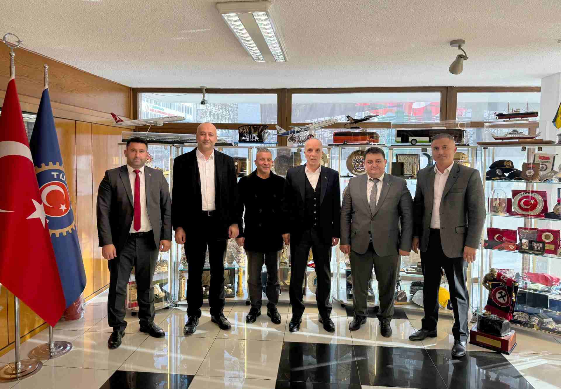 GMİS Yönetimi'nden TÜRK-İŞ Genel Başkanı Atalay’a ziyaret