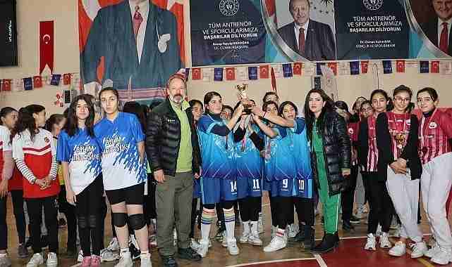 Voleybol il birinciliği müsabakaları sona erdi