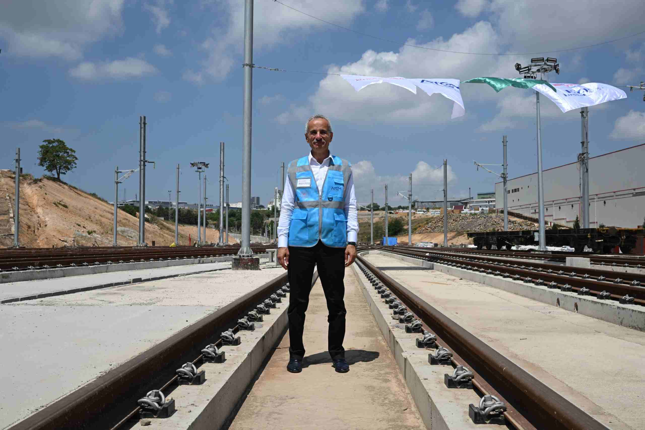 Uraloğlu'ndan İstanbul Yavuz Sultan Selim Köprüsü'nden geçecek demiryolu müjdesi