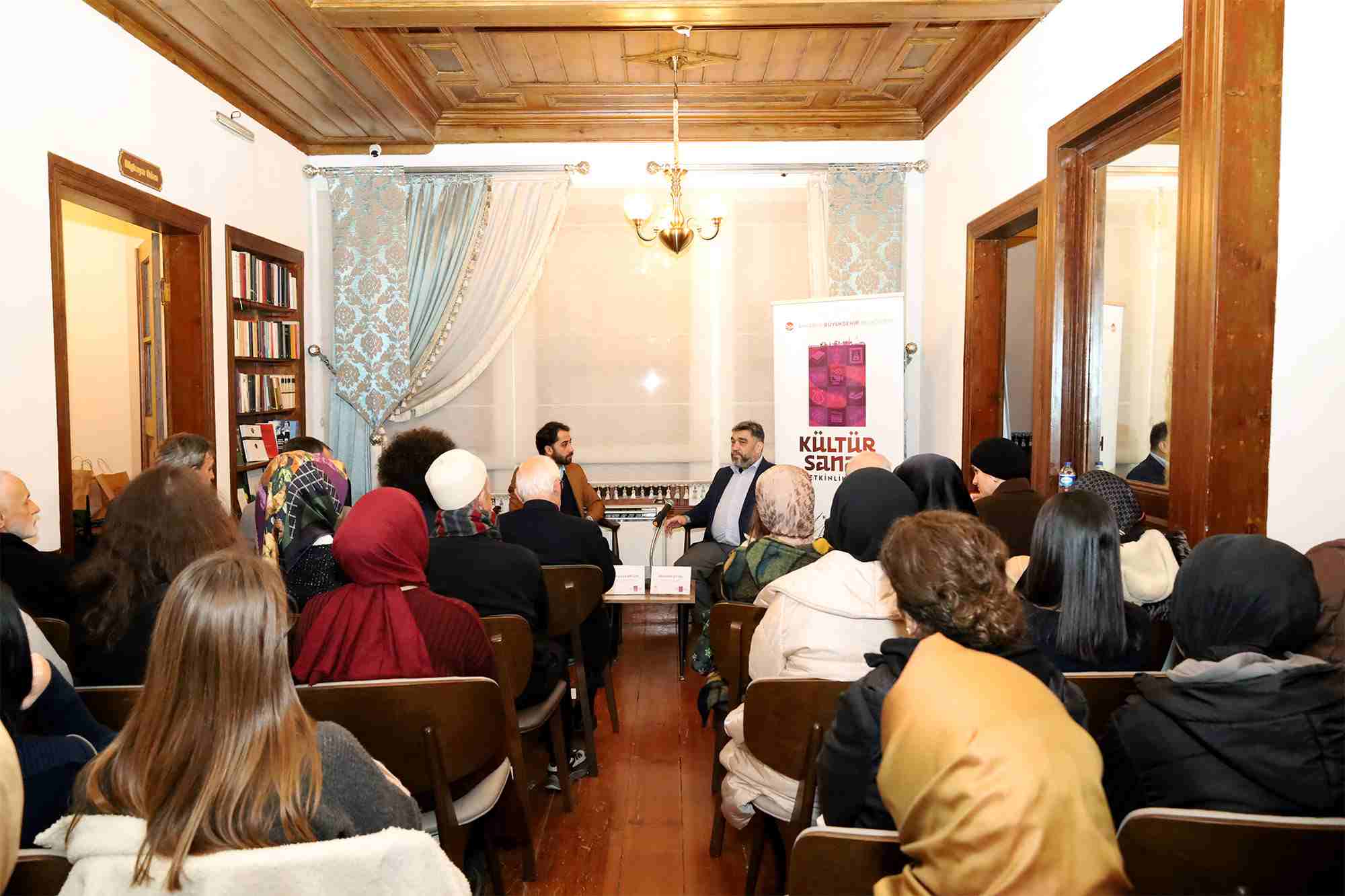 Alicanlar'da musiki ve kulluk söyleşisi