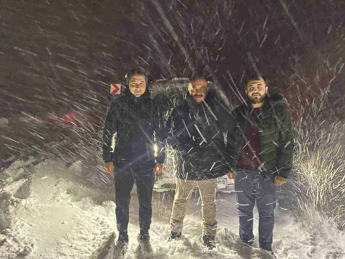 "Sıcak odalarınızdasınız diye densizlik edenlere" dedi ve yaşadıklarını anlattı