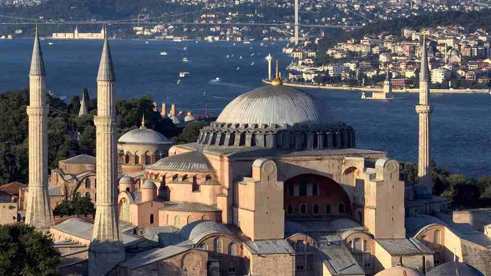 Ayasofya'da yeni dönem başlıyor