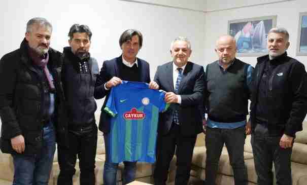 A Milli Takım Teknik Direktörü Montella Ç. Rizespor'u ziyaret etti