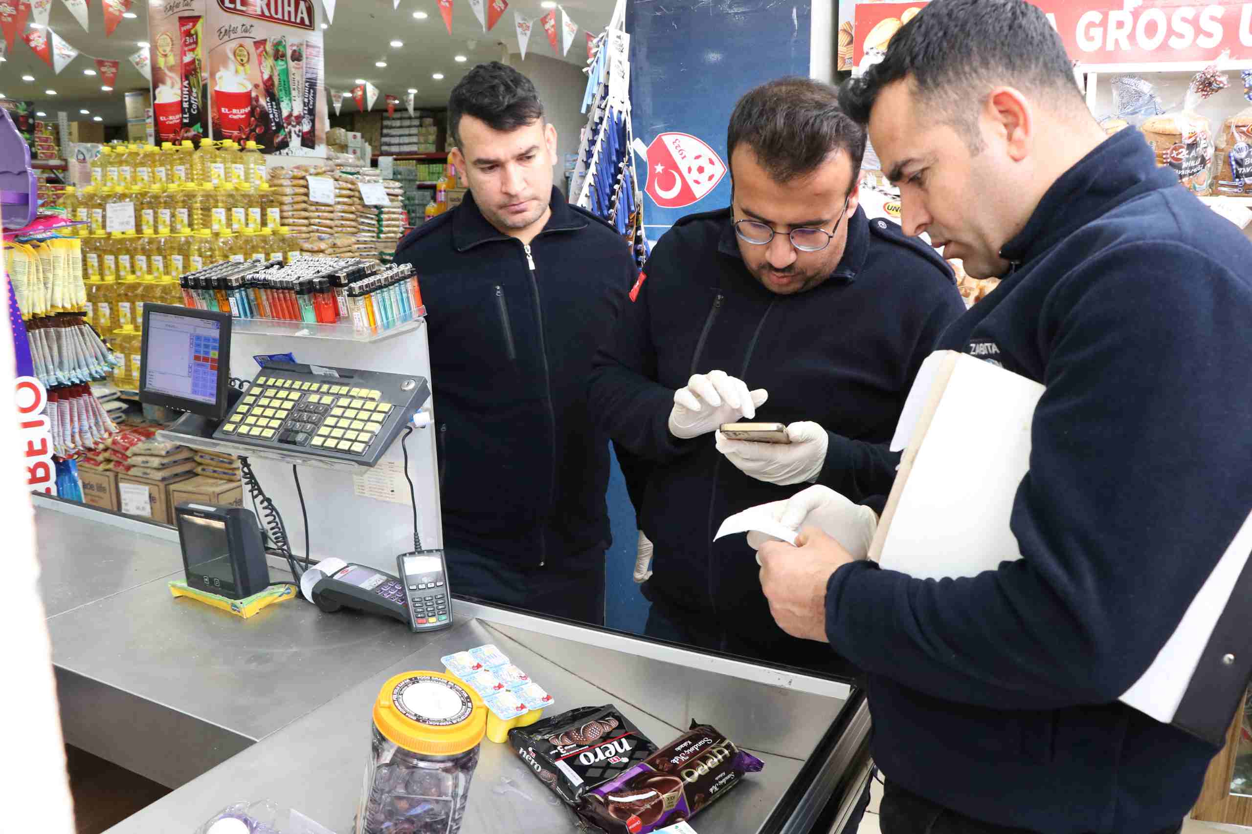 Haliliye Belediyesi'nden marketlere etiket denetimi