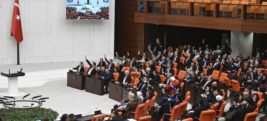 İsveç'in NATO'ya katılımı protokolü, TBMM Genel Kurulunda kabul edildi