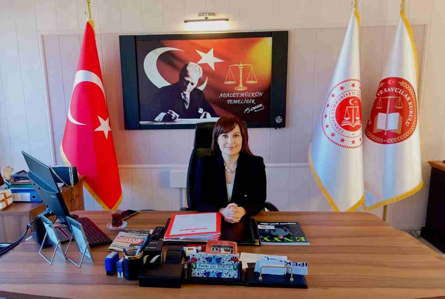 Marmaris'in ilk kadın ve en genç başsavcısı görevde