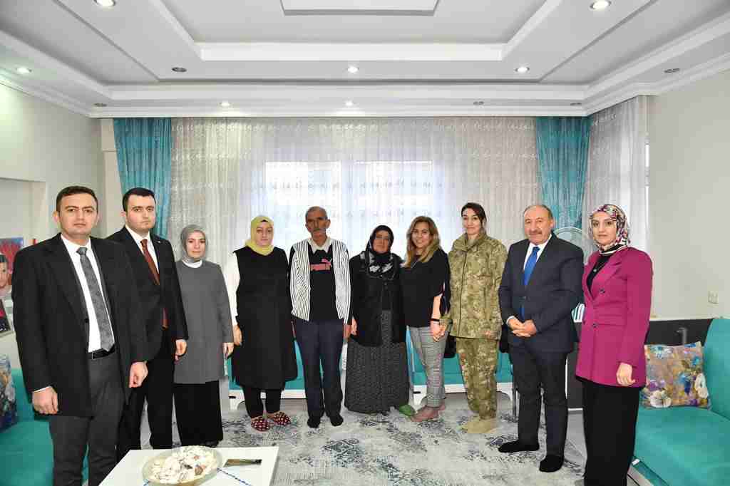 Vali Yazıcı’nın Eşi Hanife Yazıcı’dan şehit ailelerine ziyaret
