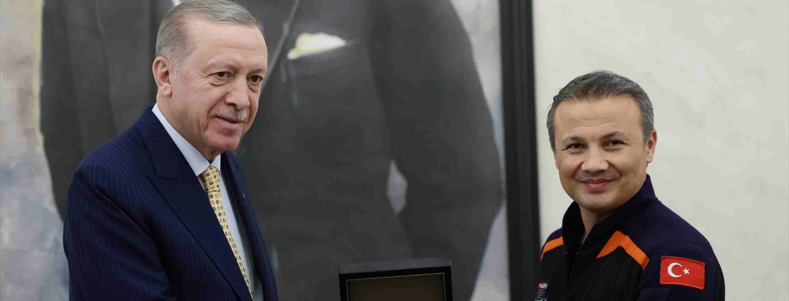 Gezeravcı Erdoğan'la bir araya geldi