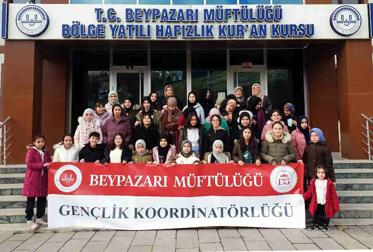 Beypazarı Müftülüğü Gençlik Koordinatörlüğü "Gençliğe Değer"ara dönem kampı sürüyor