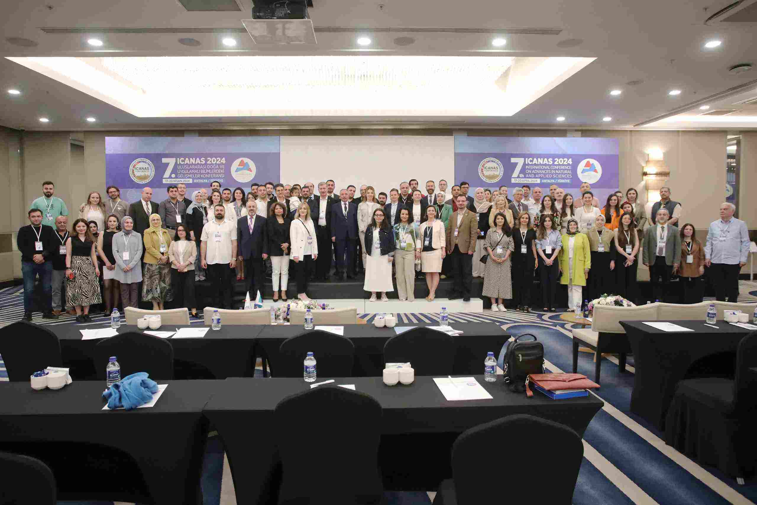 AİÇÜ'de Doğa ve Uygulamalı Bilimlerdeki Gelişmeler Konferansı