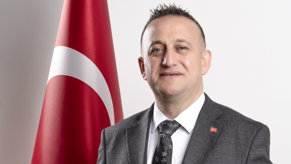 Turhal’da Tebrik Çiçekleri bağışa dönüştü