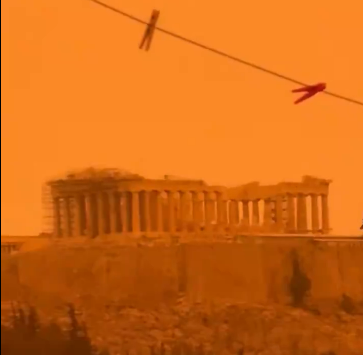 Afrika'dan gelen toz fırtınası Atina'yı Mars'a çevirdi