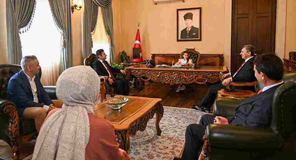 Antalya'nın çocuk Valisinden ilginç istek
