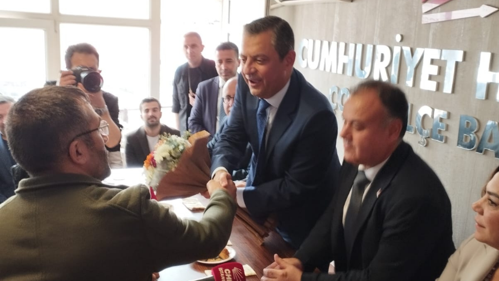 Staj ve Çıraklık mağdurlarından Özel'e teşekkür