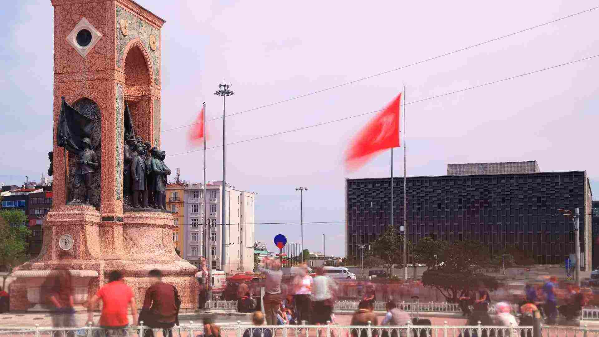 İşçilere 1 Mayıs'ta Taksim izni çıkmadı