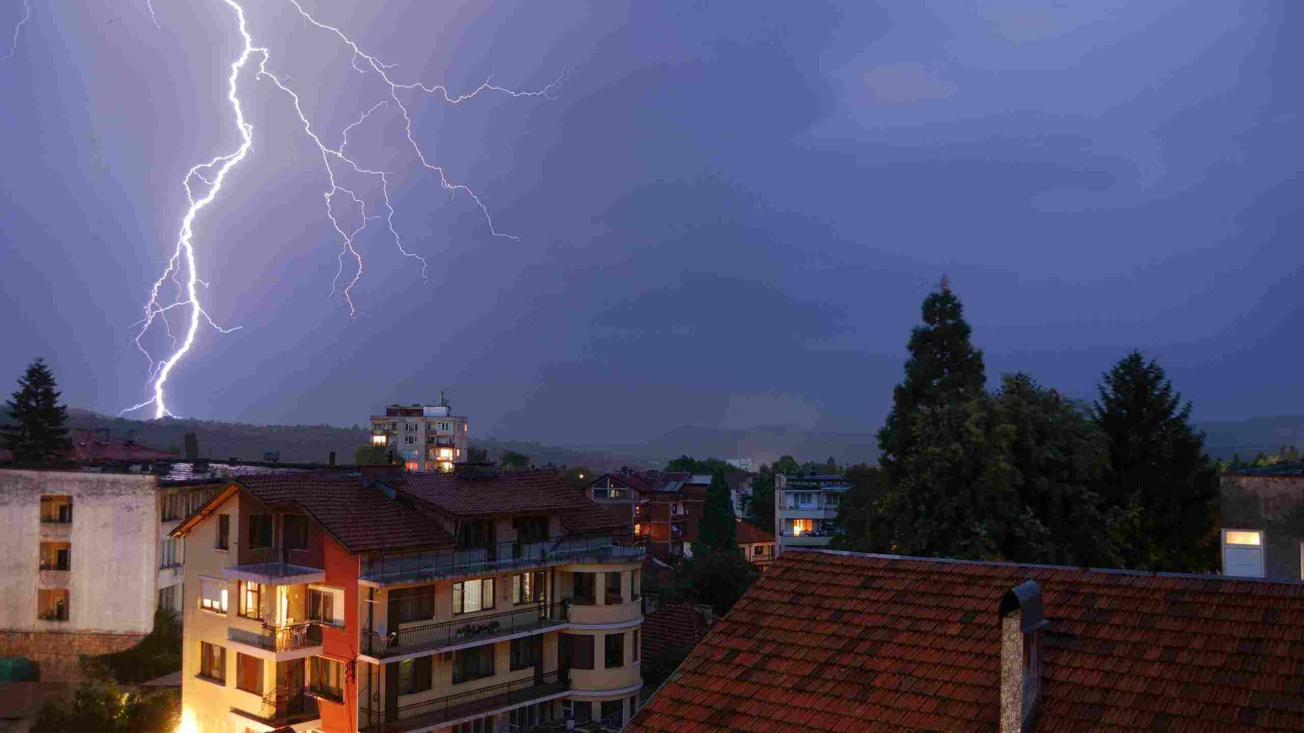 Meteorolojiden 17 il için 'sarı' uyarı; şiddetli fırtınalar geliyor