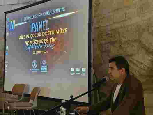 Seddülbahir Kalesi'nde "Aile ve Çocuk Dostu Müze" Paneli düzenlendi