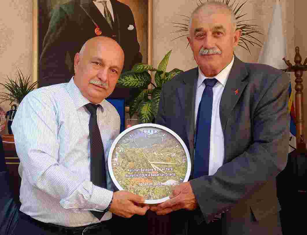 Hemşerilerinden Nallıhan Belediye Başkan yardımcılığına getirilen Nurettin Özen'e ziyaret