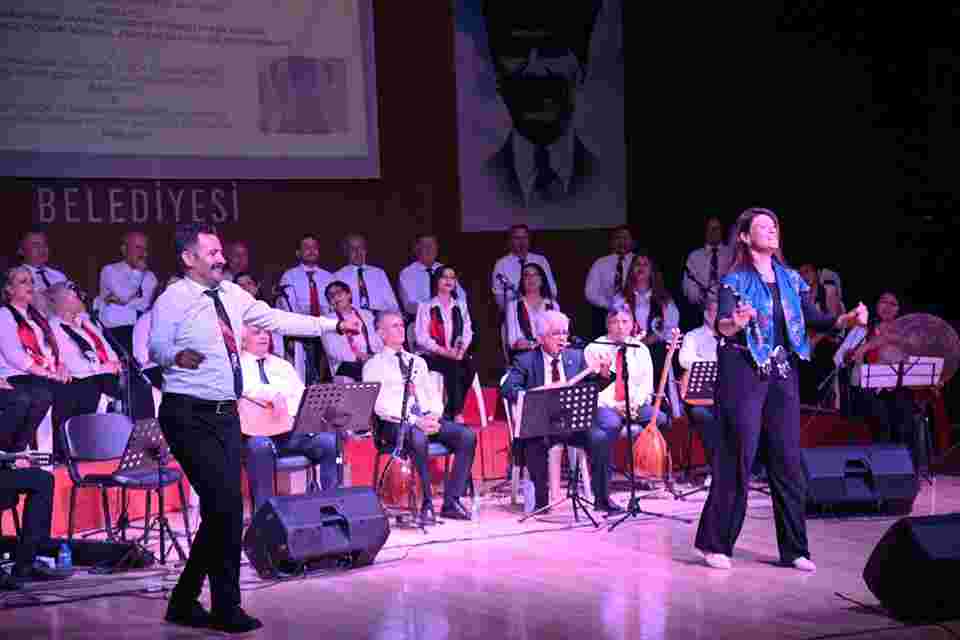 Kumluca'da Bahar Konseri düzenlendi