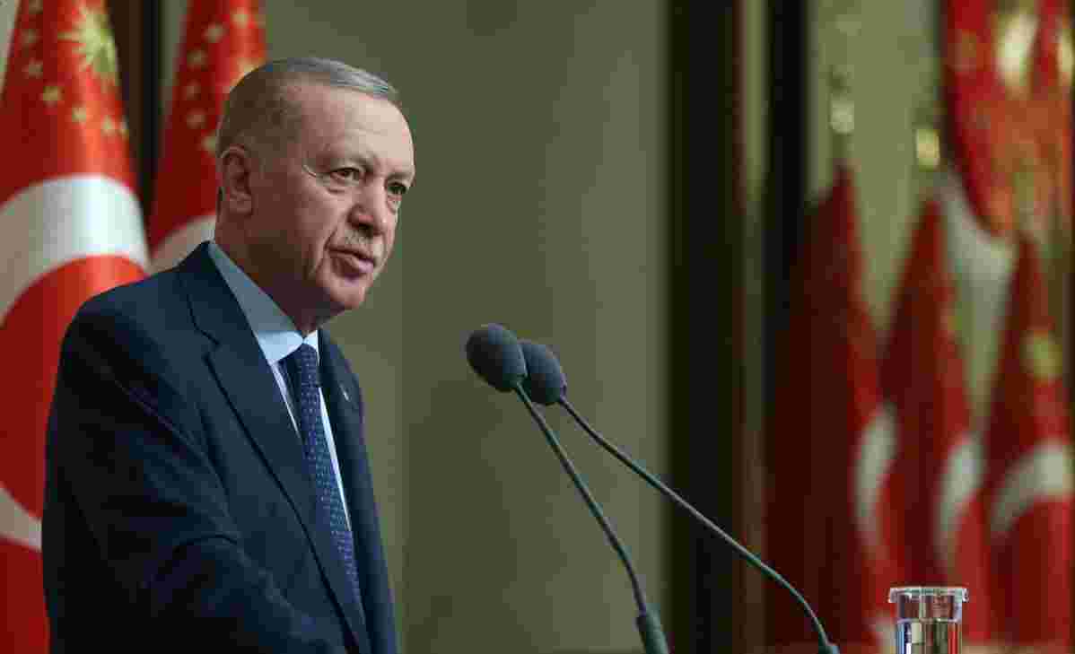 Erdoğan: Halkla araya mesafe koymanın bizim siyaset geleneğimizde yeri yoktur