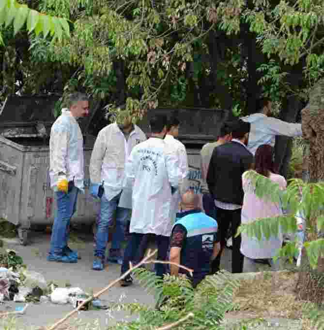 Pendik'te iki ayrı çöp konteynerinde parçalara ayrılmış erkek cesedi bulundu