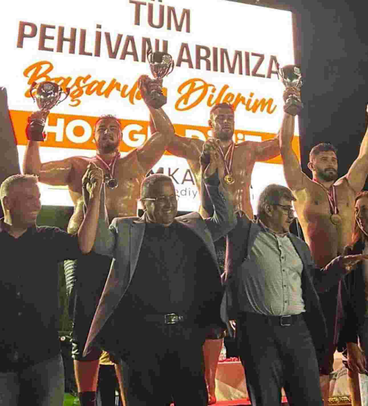 Kemer Belediye güreşçisi ikinci oldu