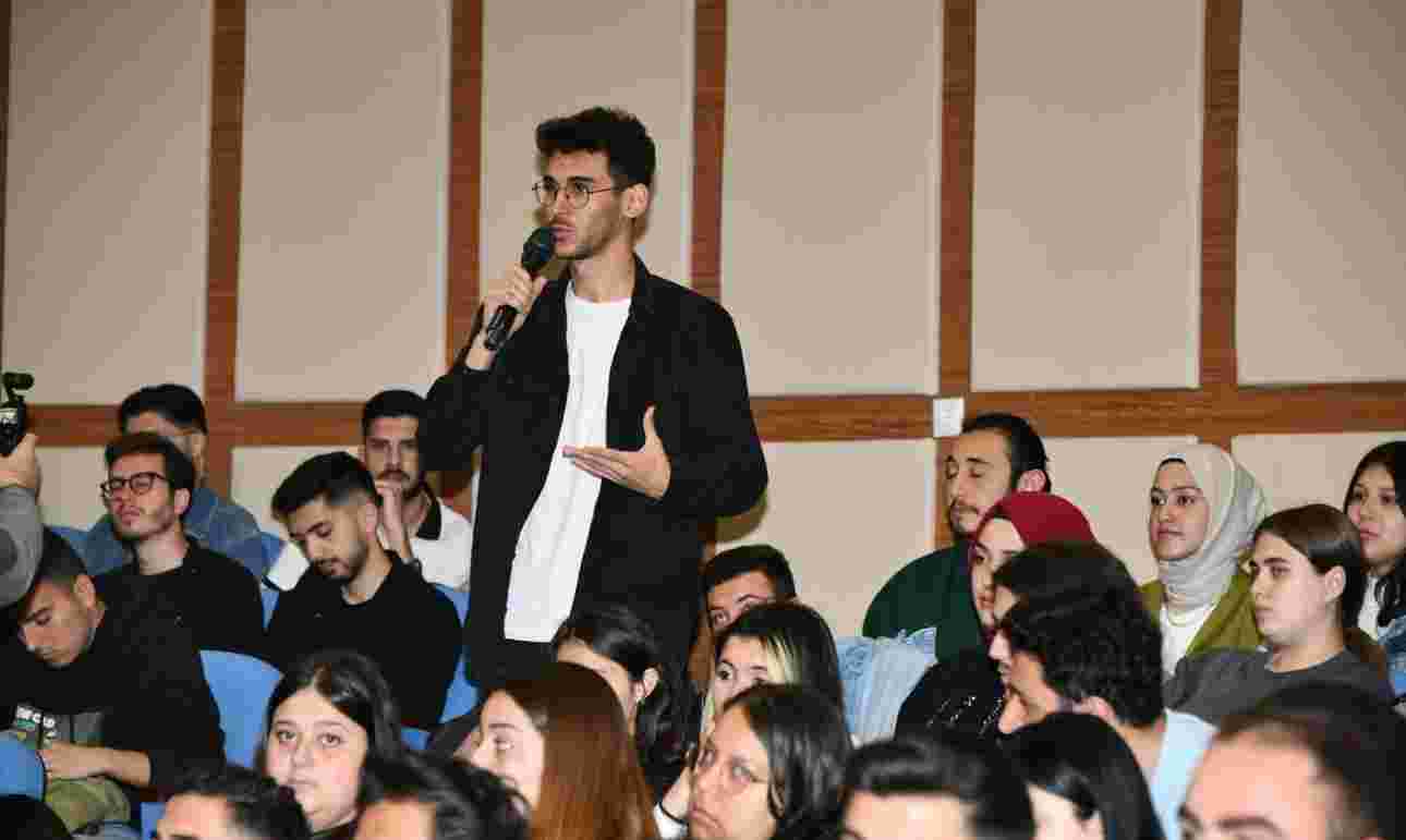 Vali Baruş, geleceğin mülki idare amir adaylarıyla buluştu