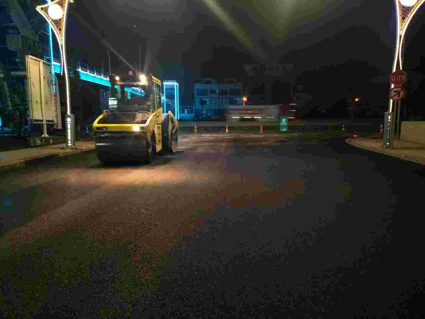 Kartepe Menderes Bulvarına yeni üstyapı