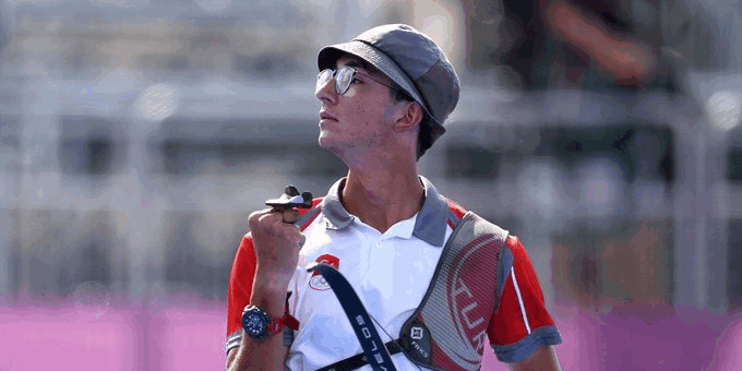 Mete Gazoz için tebrik mesajı