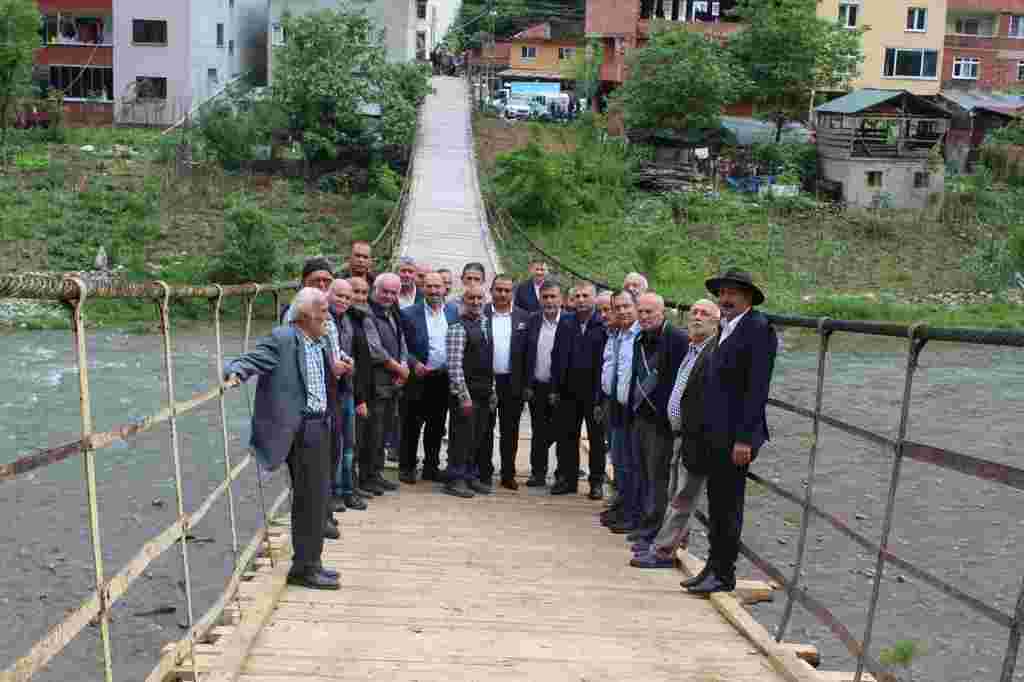 Tirebolu Kaymakamı Kuzgun Köyünde İncelemelerde Bulundu