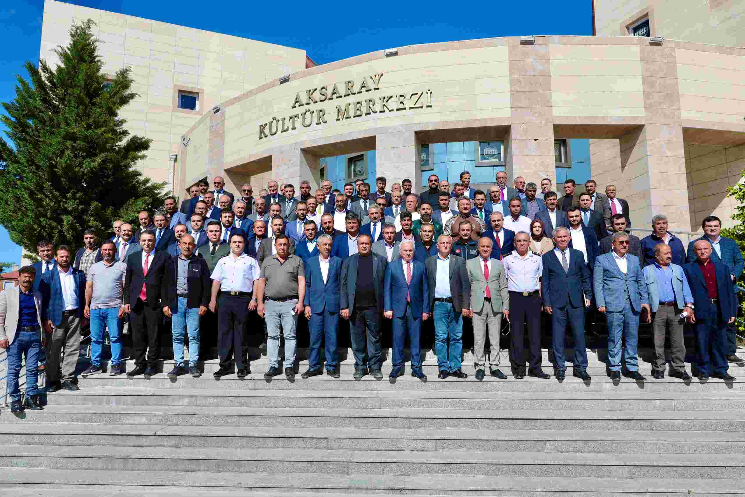 Kumbuzoğlu muhtarlarla buluştu