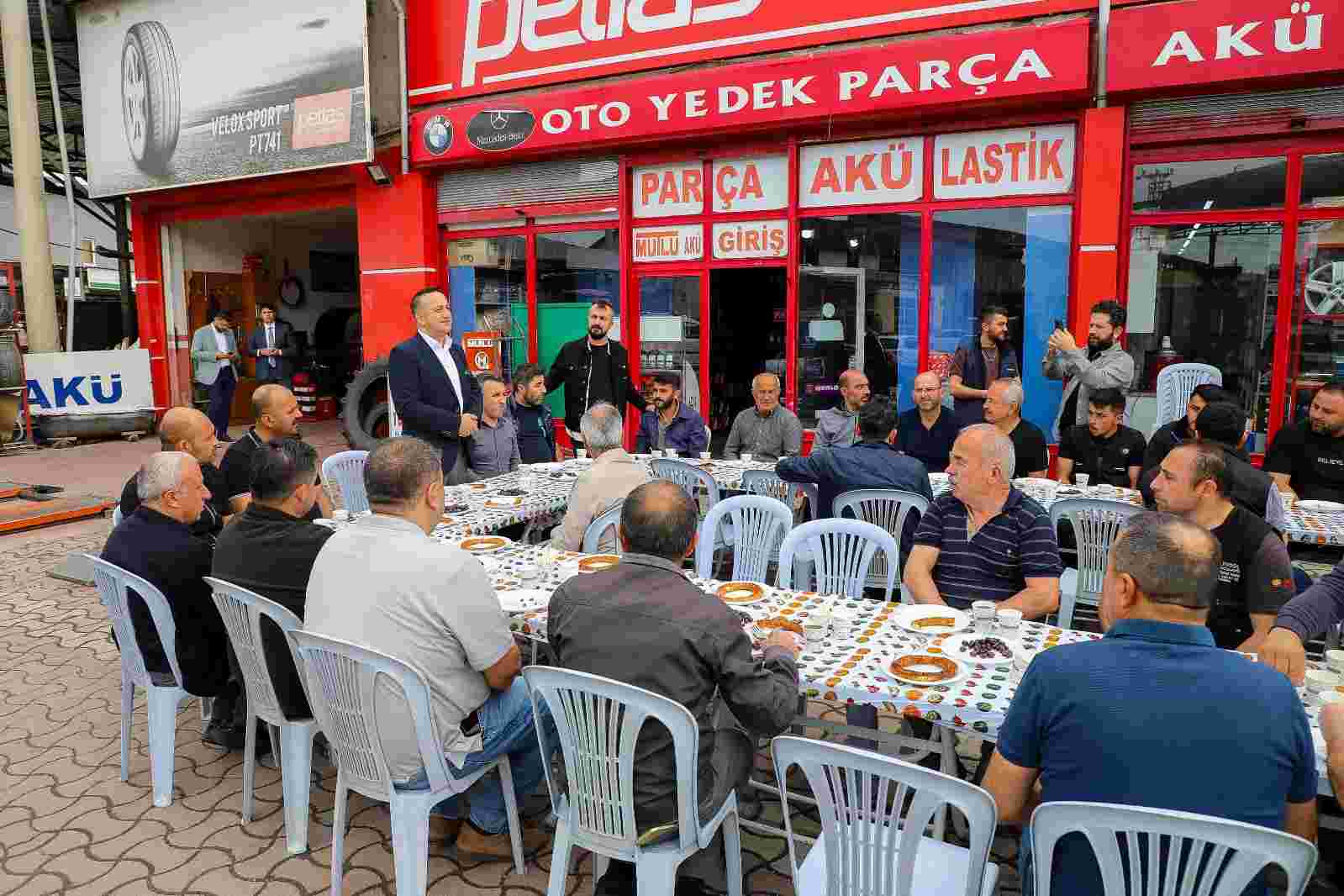 Turhal Belediye Başkanı M. Erdem Ural, esnaf ziyaretlerine sanayi sitesinde başladı
