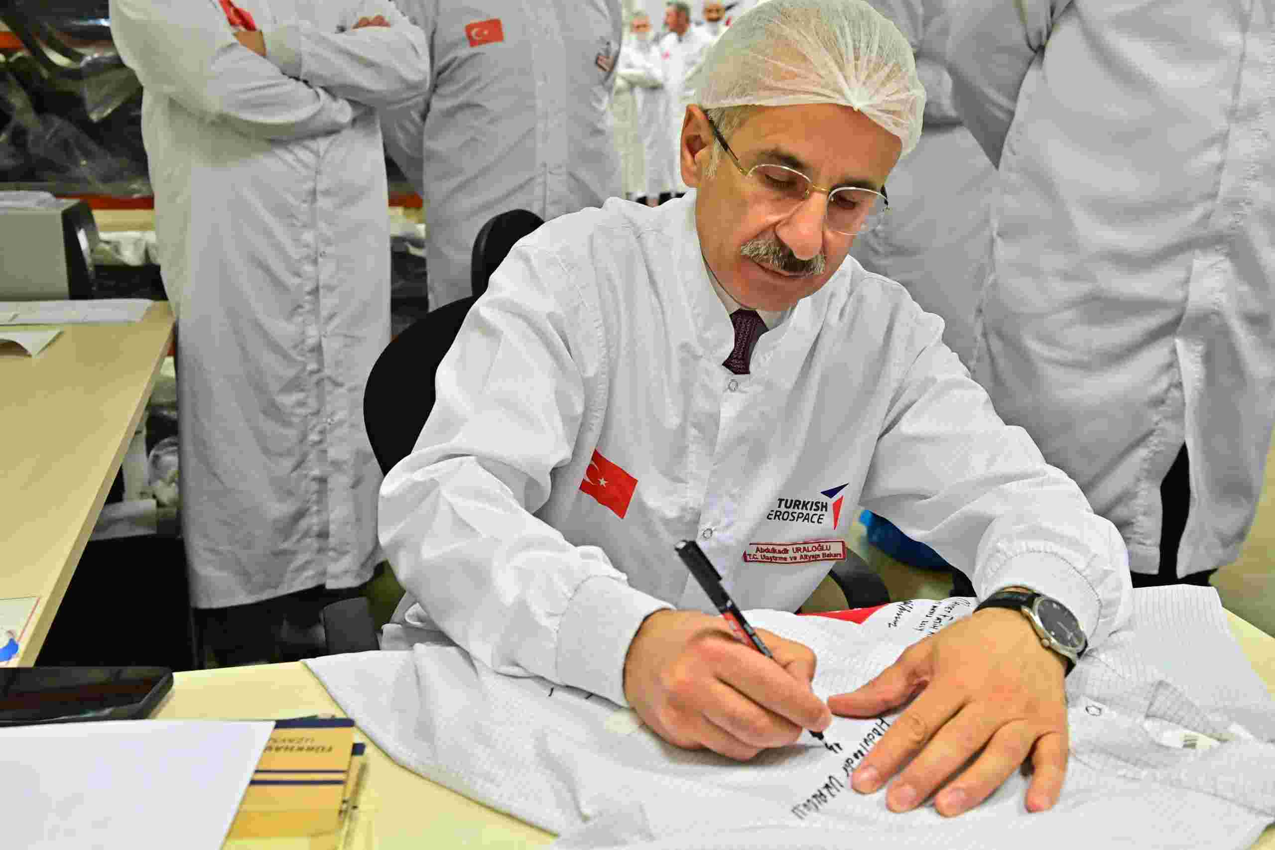 Uraloğlu, Uzay Sistemleri Entegrasyon ve Test Merkezi'nde