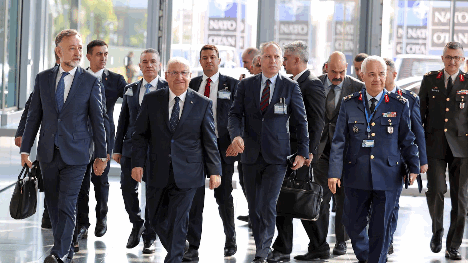 Güler, NATO Karargâhına geldi