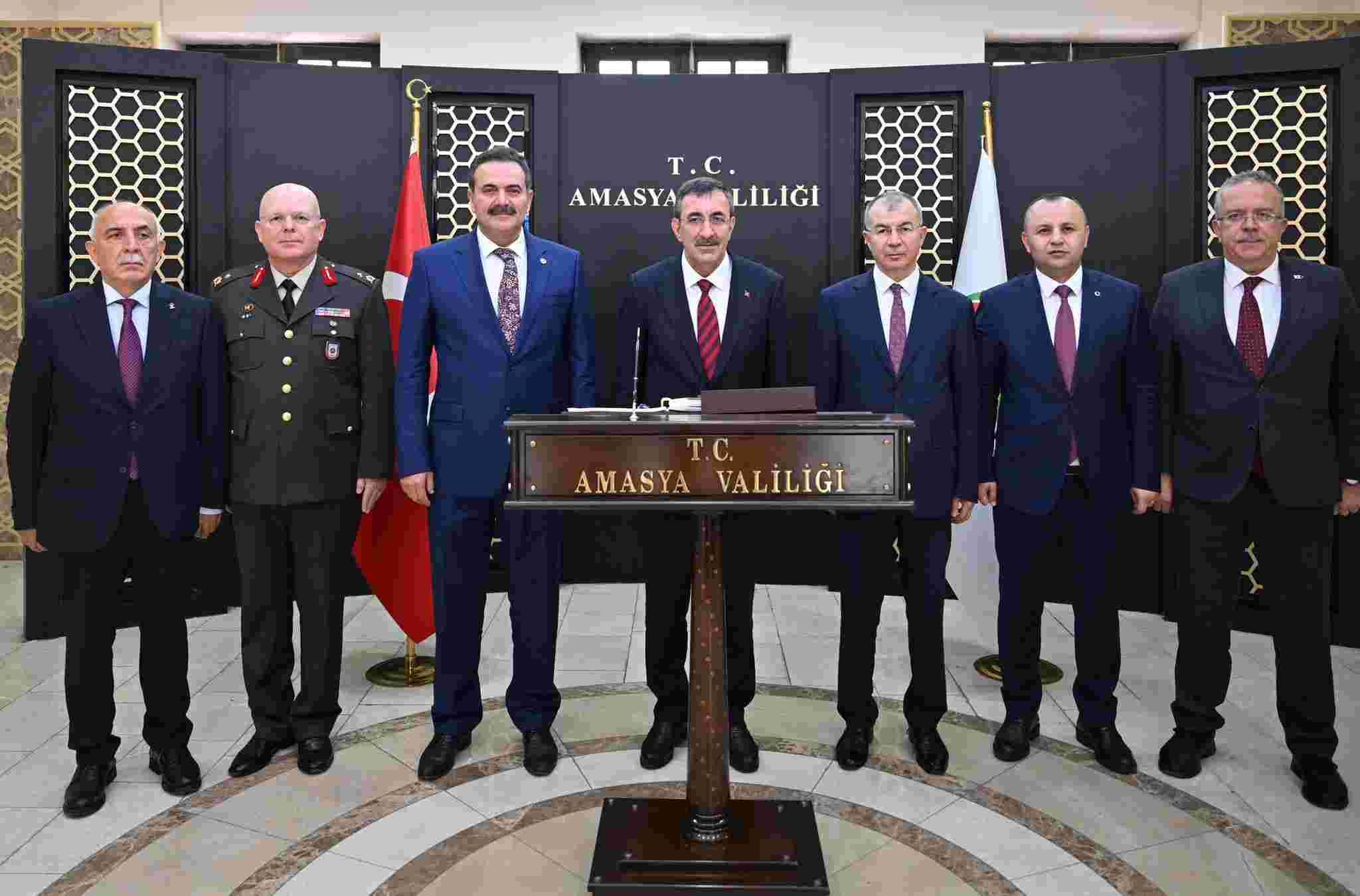 Cumhurbaşkanı Yardımcısı Cevdet Yılmaz Amasya'da