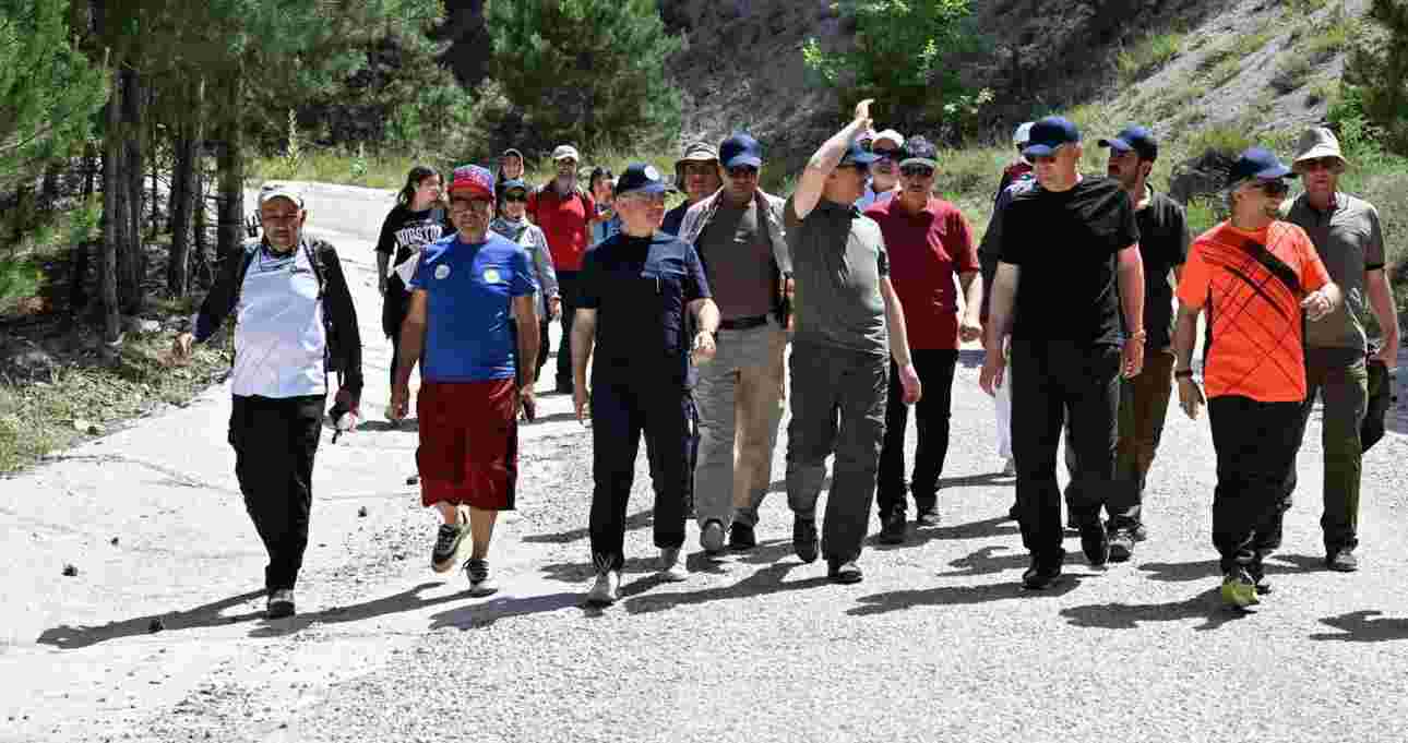 Vali Baruş, çok sert uyarılarda bulundu