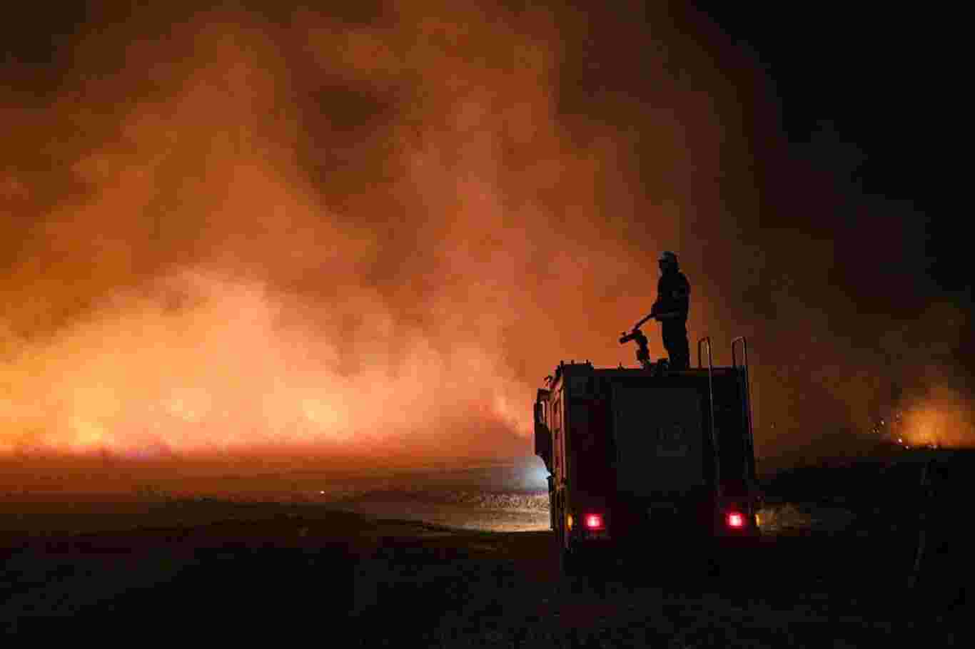 Köylüler kaderleriyle baş başa bırakıldı