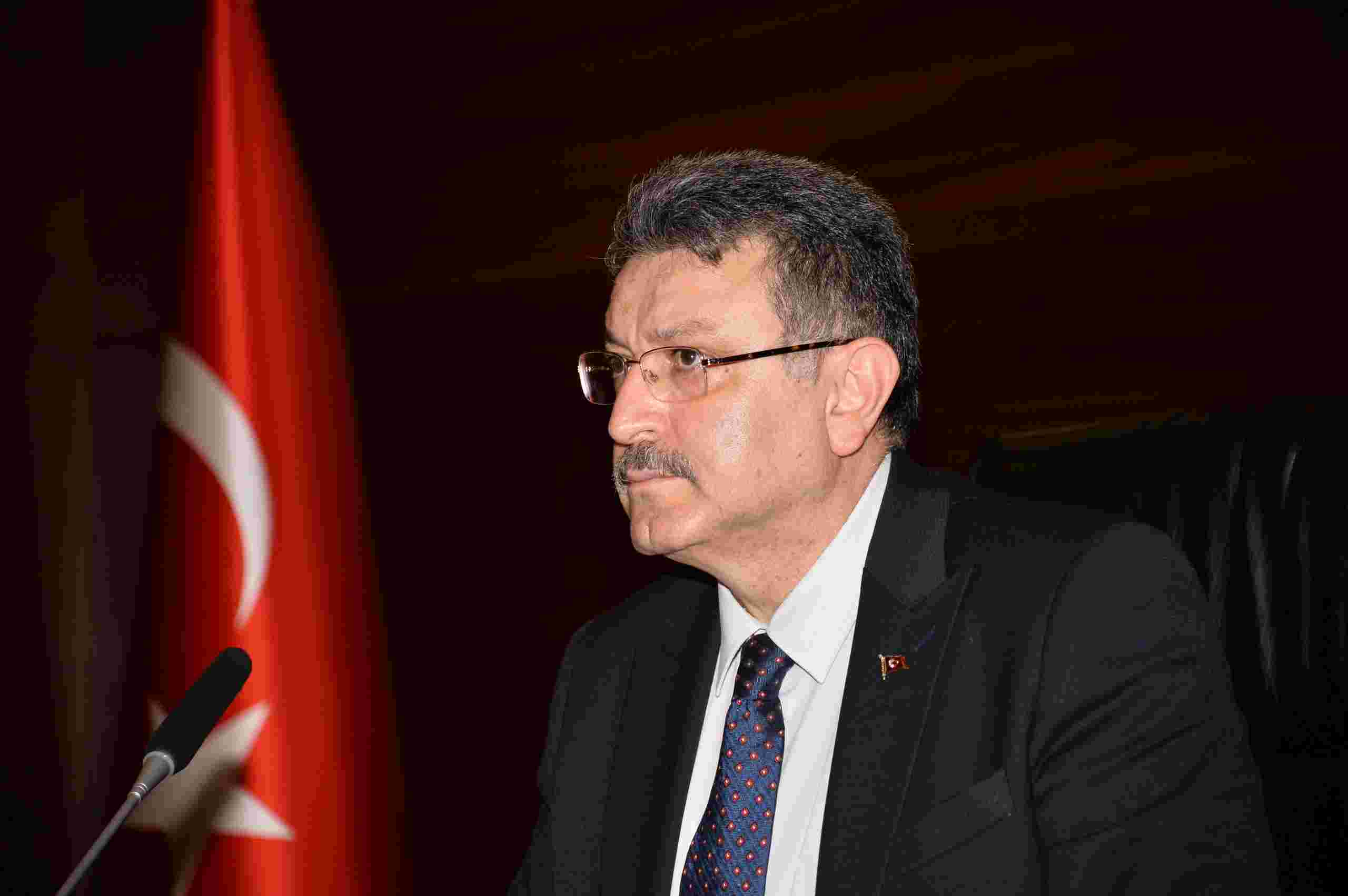 Büyükşehir'den öğrenci ve emeklilere yüzde 50 indirim