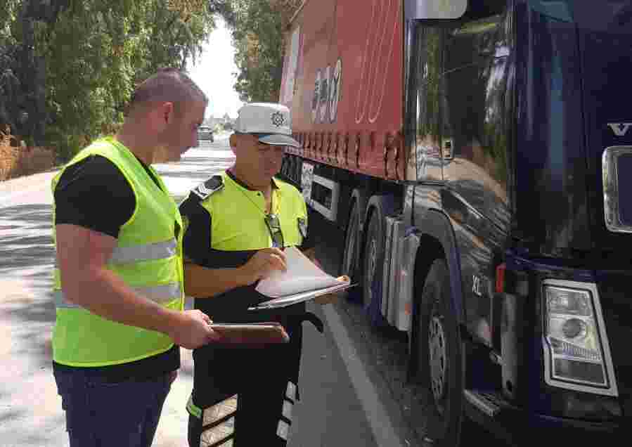 Güzelyurt bölgesinde araç denetimi yapıldı