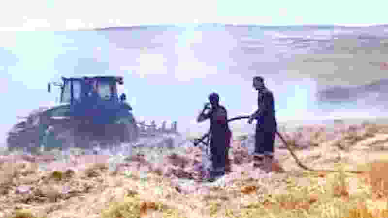 200 ton saman balyası yandı