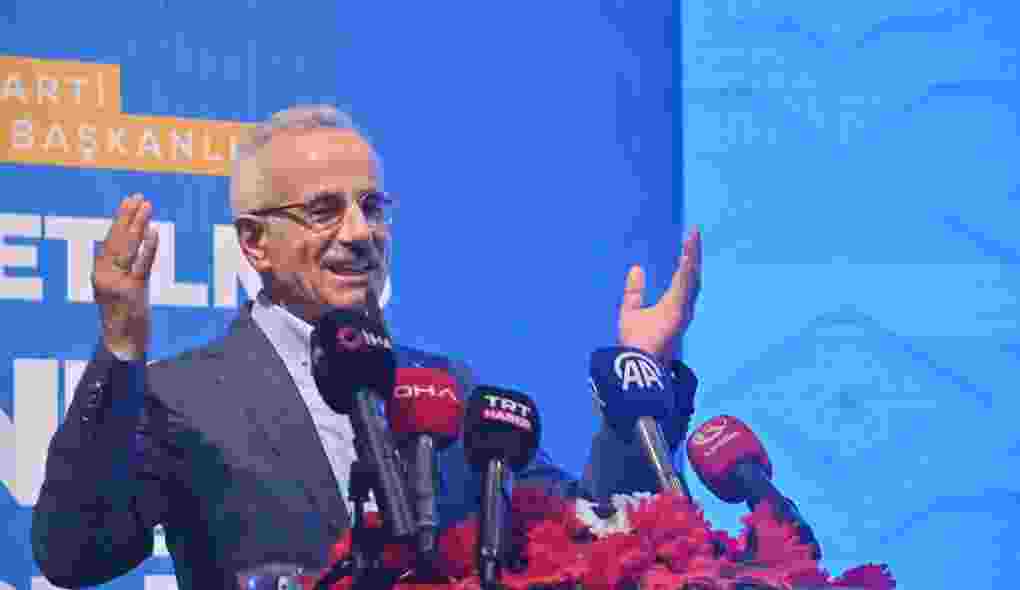 Bakan Uraloğlu'ndan Erzurum'a hızlı tren müjdesi