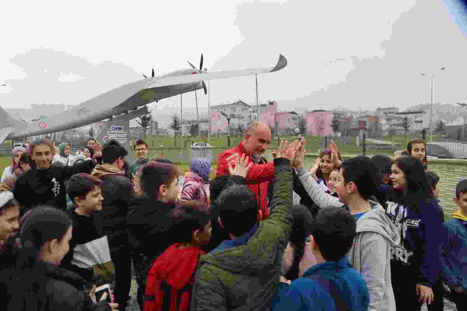 Başkan İbrahim Sandıkçı: Akıncı TİHA öğrencilerimize ilham oluyor