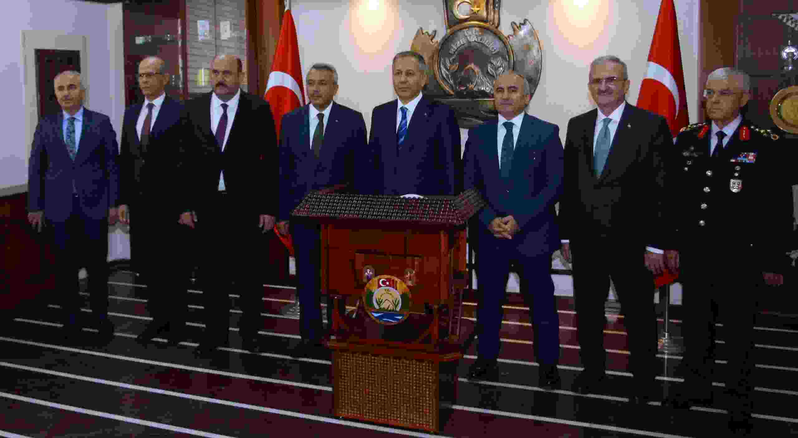 İçişleri Bakanı Yerlikaya Rize AFAD Müdürlüğündeki Güvenlik Toplantısına katıldı