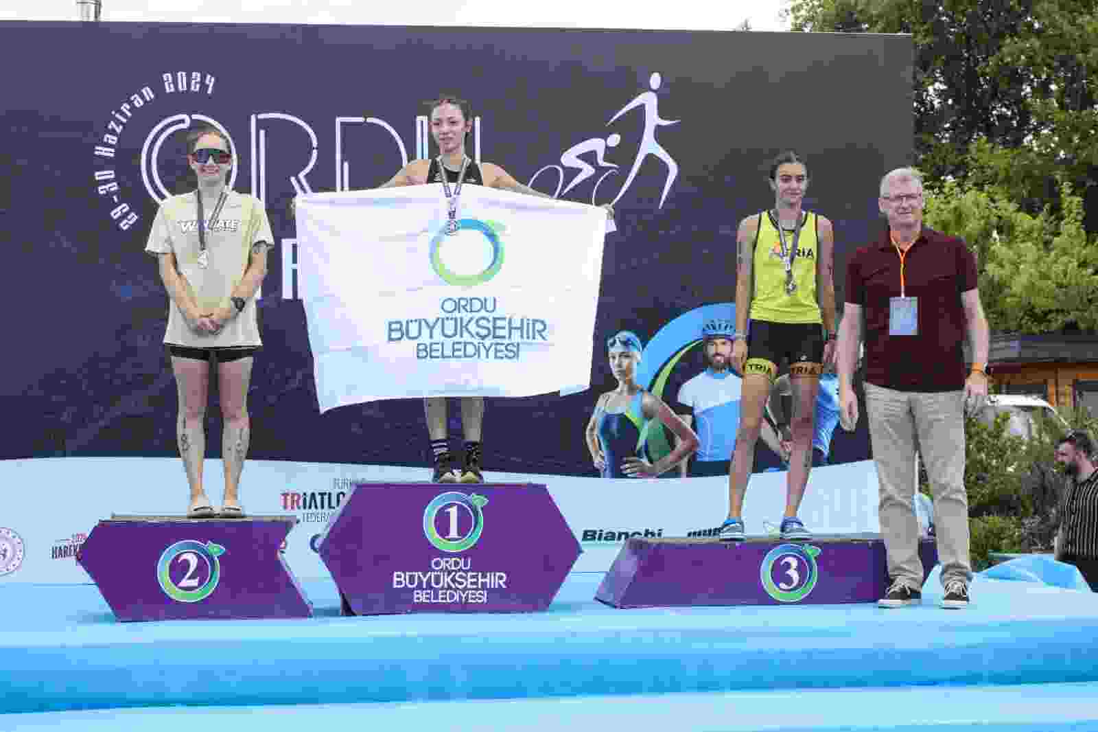 Triatlon yarışları sona erdi